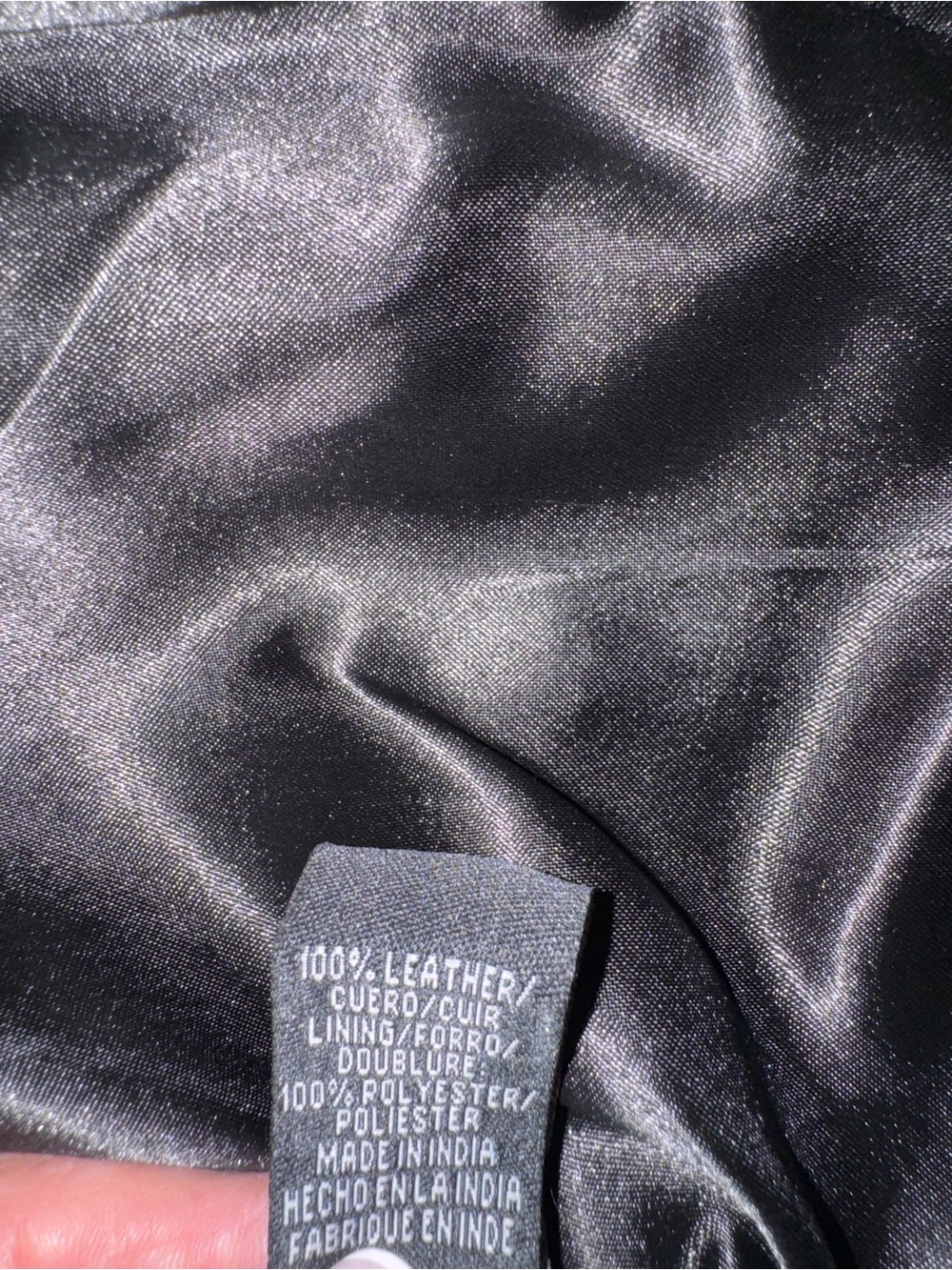 100% Genuine Leather Motorcycle Vest - Picture 9 of 9
